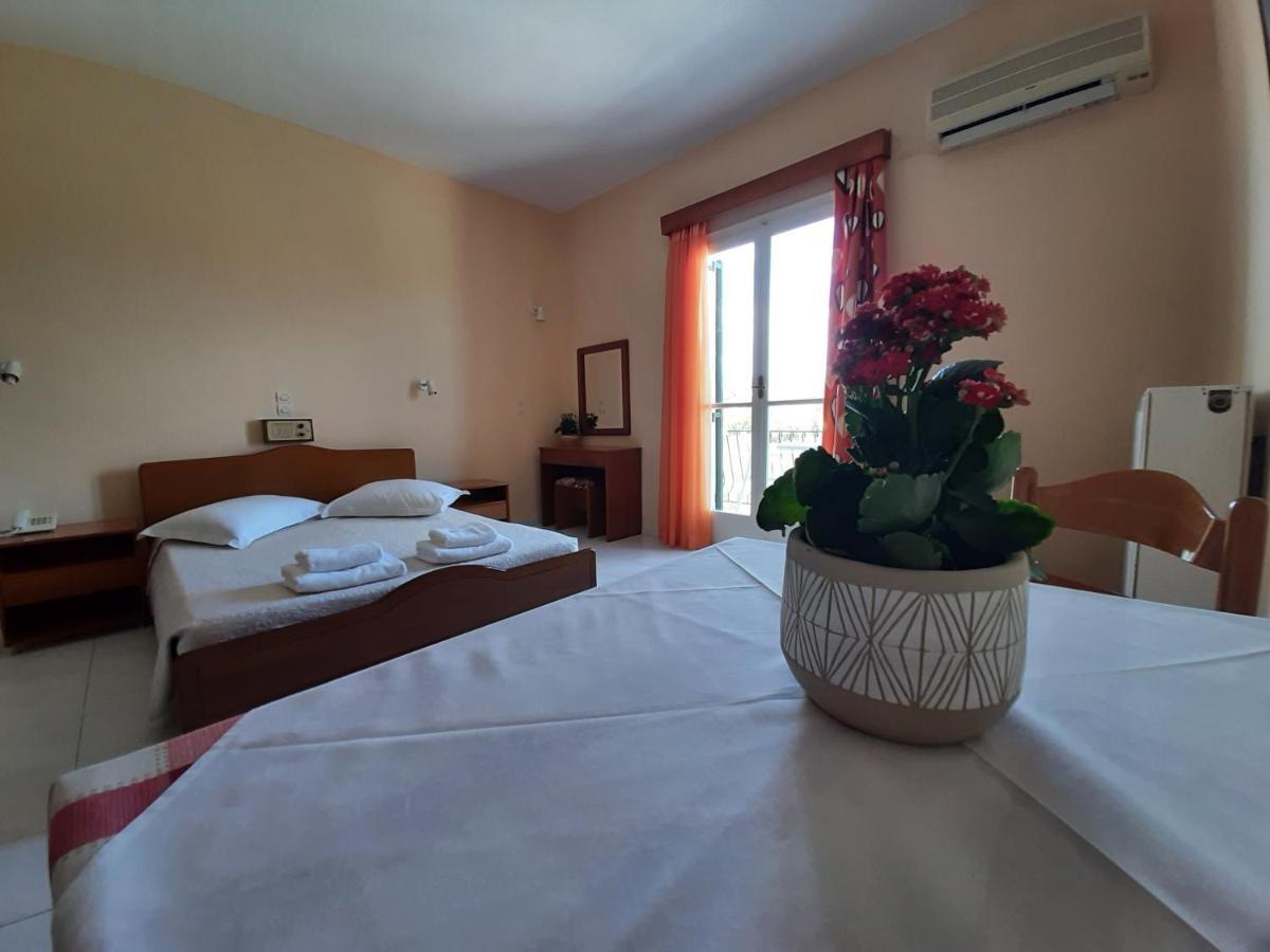 Ammousa Hotel Apartments Lixouri Extérieur photo