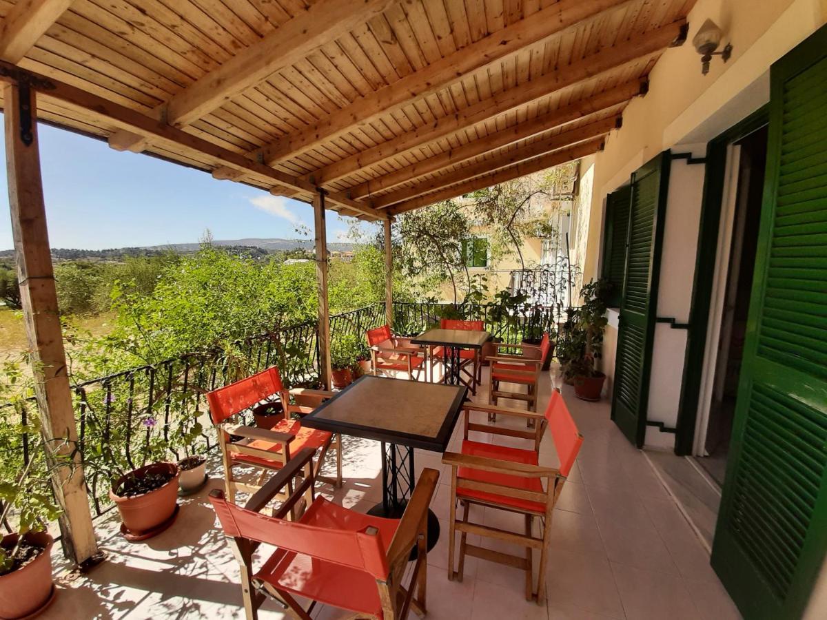 Ammousa Hotel Apartments Lixouri Extérieur photo