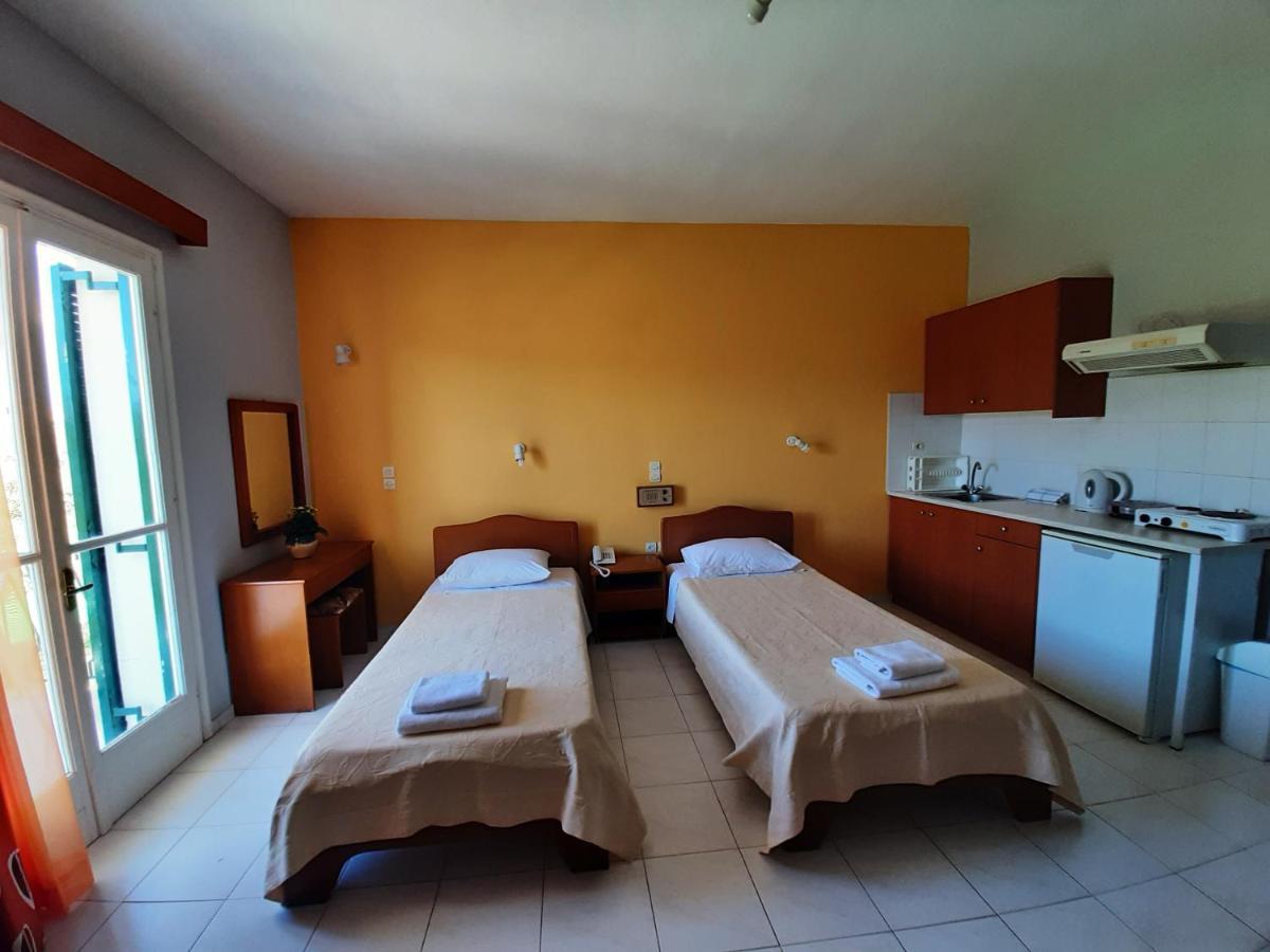 Ammousa Hotel Apartments Lixouri Extérieur photo