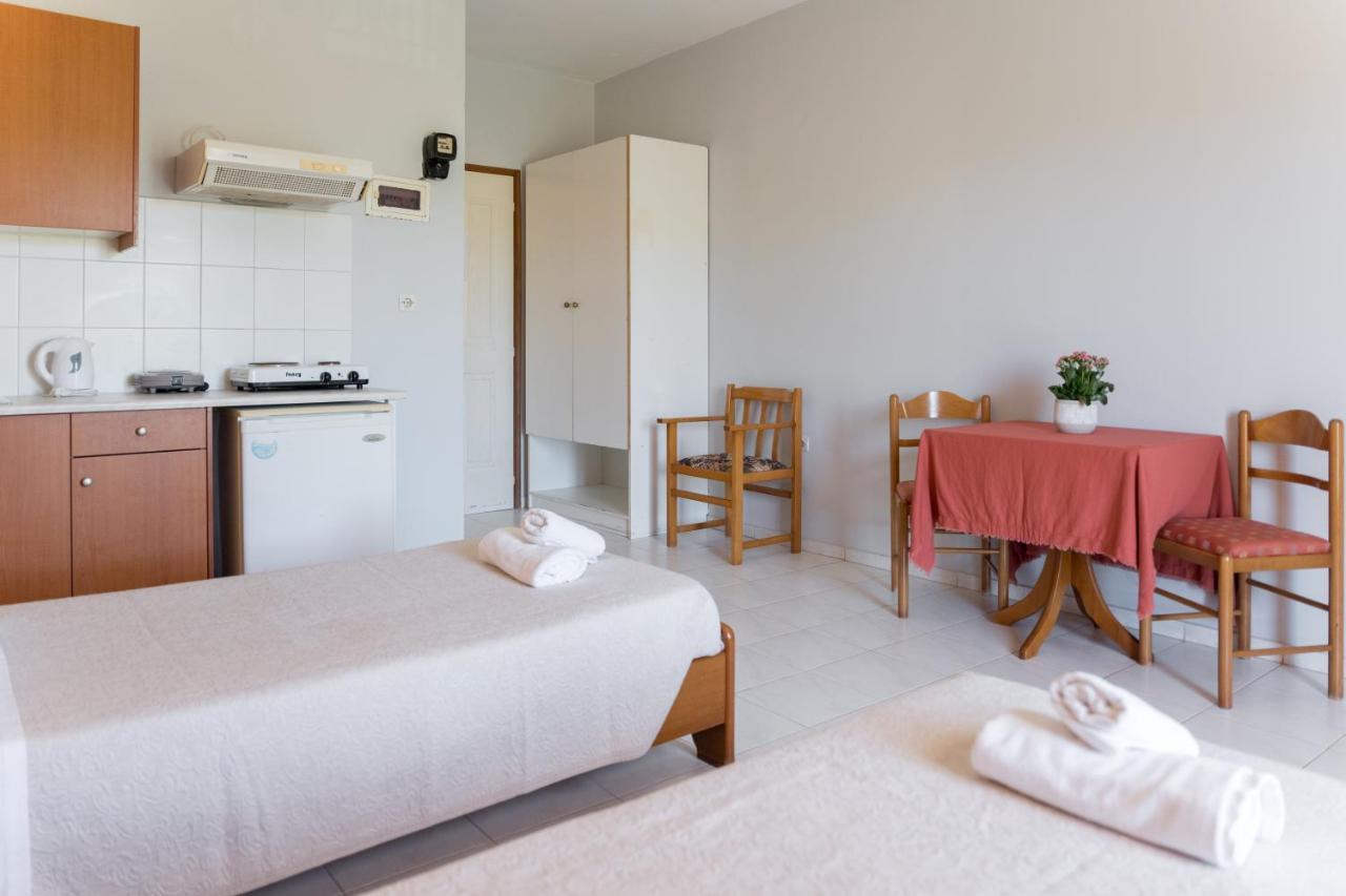 Ammousa Hotel Apartments Lixouri Extérieur photo