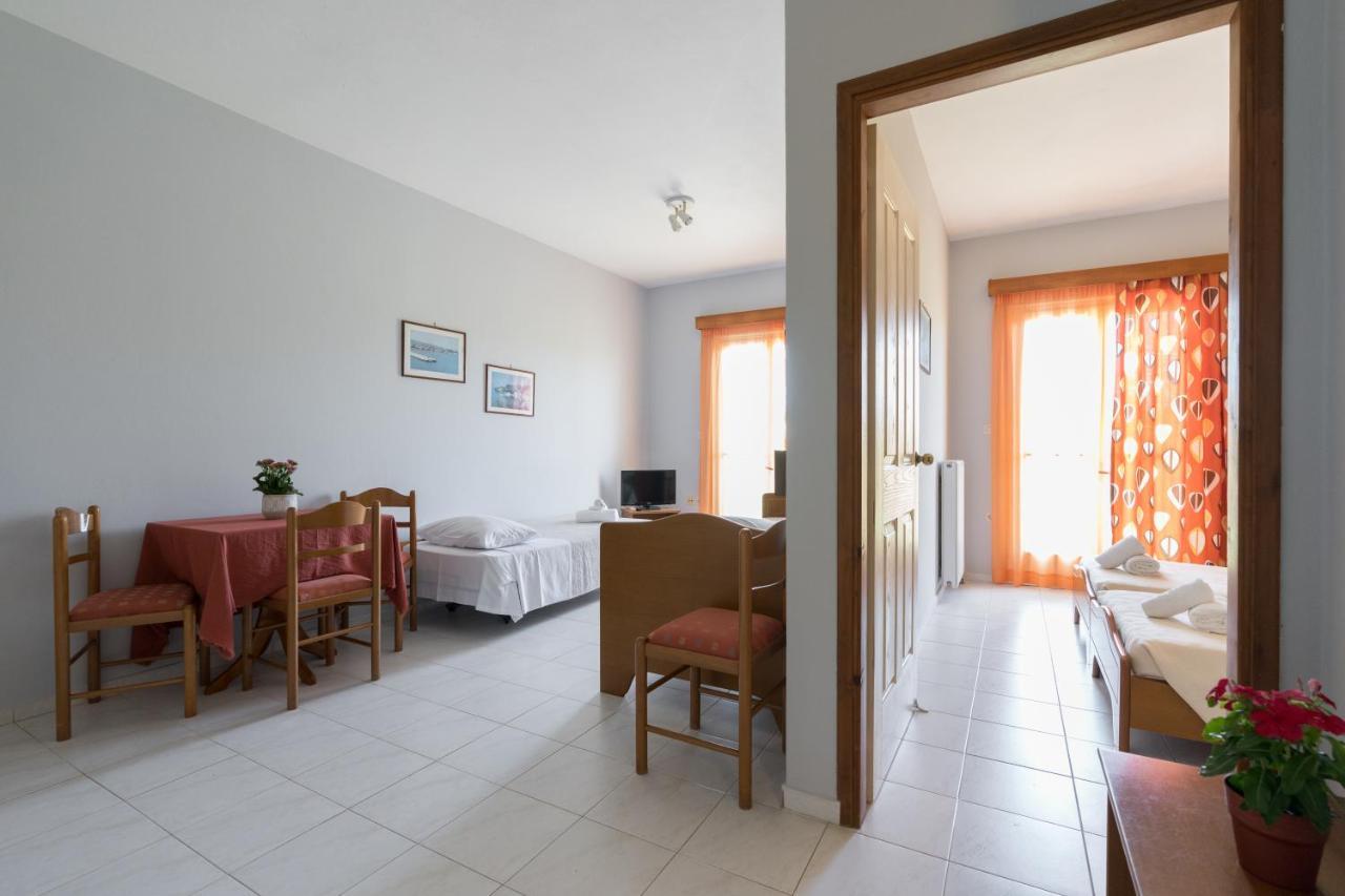 Ammousa Hotel Apartments Lixouri Extérieur photo